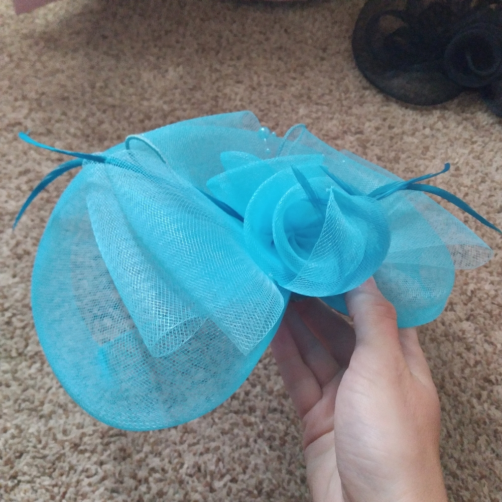 5 Fascinator Hair Accessories - Picture 9 of 16